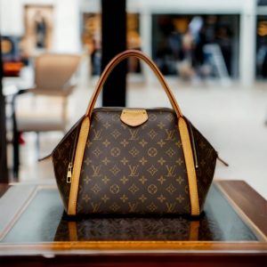 LOUIS VUITTON Marais MM  Monogram Handbag