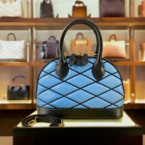 LOUIS VUITTON Authentic Alma BB Blue Malletage Lambskin Shoulder Handbag FO5104