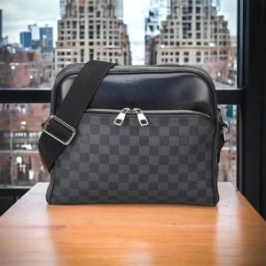 LOUIS VUITTON Dayton PM Damier Graphite Reporter Messenger Shoulder Bag