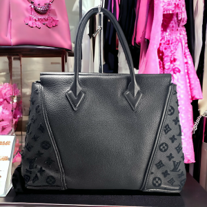 LOUIS VUITTON LV Monogram Tuffetage Veau Cachemire Leather Black +Box & Dust Bag
