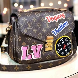 LOUIS VUITTON Metis Crossbody Pochette Monogram Travel Patch Shoulder Bag