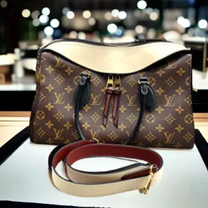 LOUIS VUITTON Auth Tuileries MM Cream Leather Satchel Shoulder Bag Strap